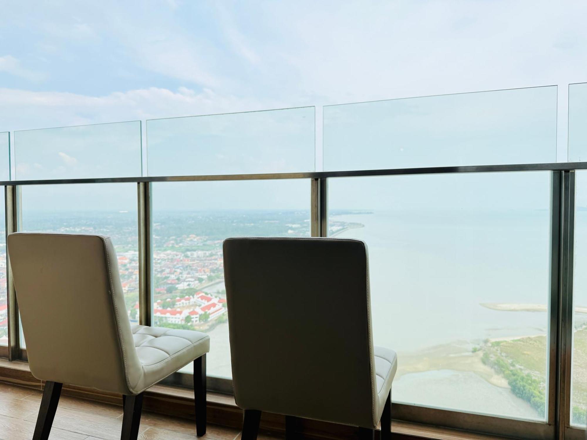 Apartment Vesta @ Silverscape *